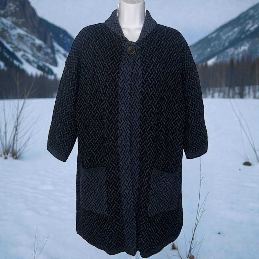 Chiaramente Made in Italy Wool Blend Black & Blue Geometric Cardigan Sweater